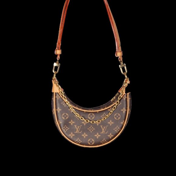 LOUIS VUITTON LOOP MONOGRAM - Picture 1 of 7